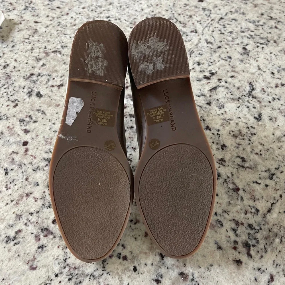 Lucky Brand Cahill Loafers‎ Womens 7 Taupe Leather Minimalist Pointed Toe Flats